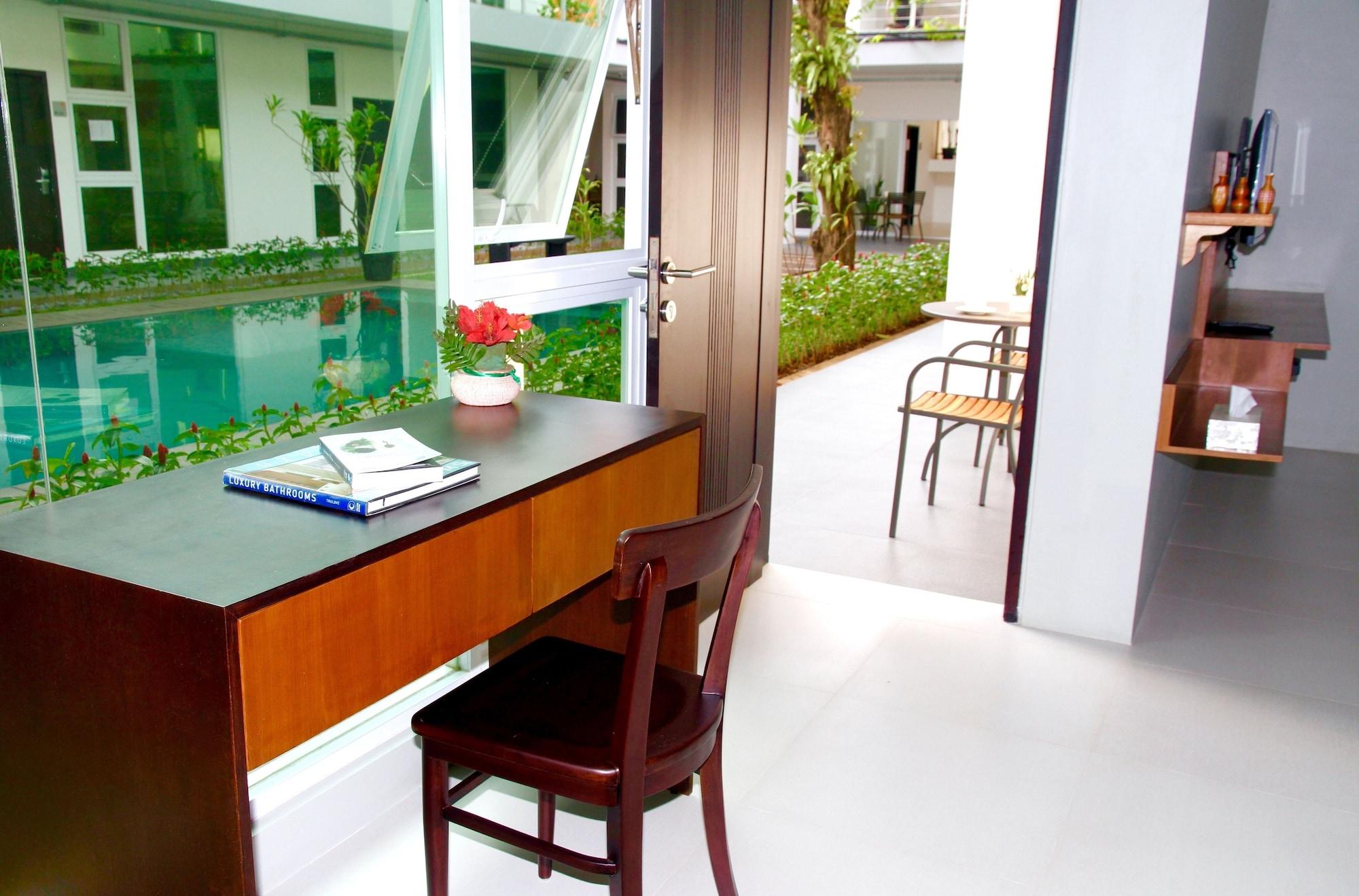 Ampera Avenue Residence Giacarta Esterno foto