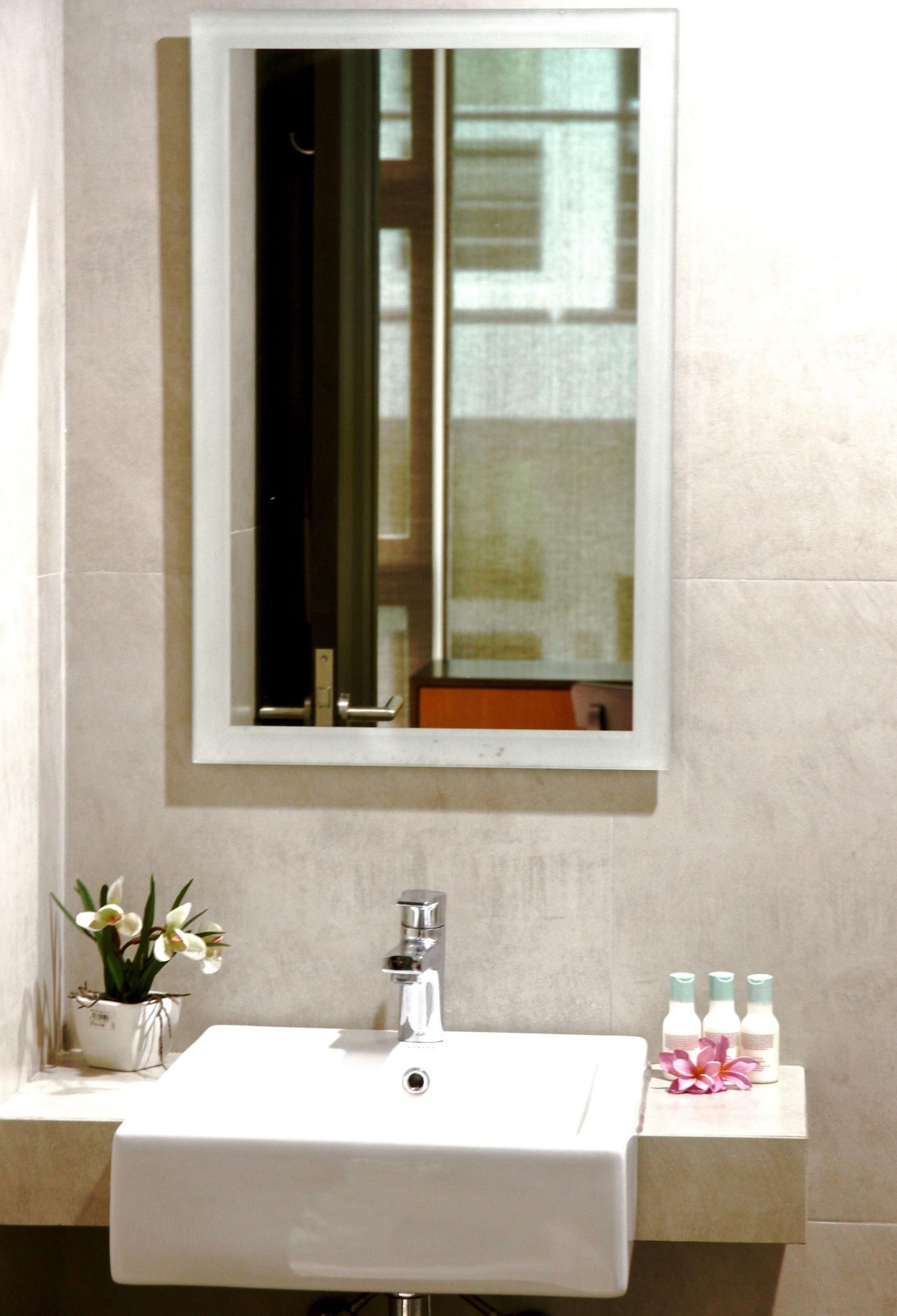 Ampera Avenue Residence Giacarta Esterno foto